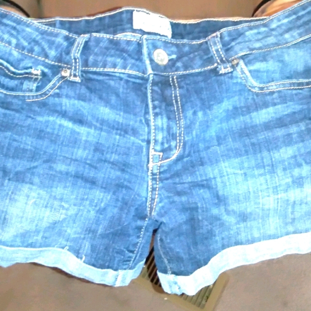 Aeropostale Jean shorts